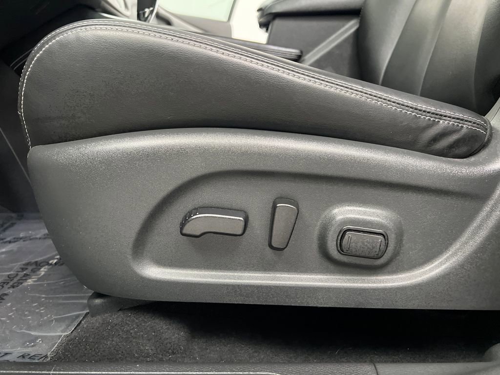 Used 2024 Nissan Murano SV AWD/4WD image 10