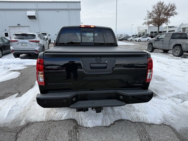Used 2021 Nissan Frontier SV w/ Midnight Edition Floor Mats image 4