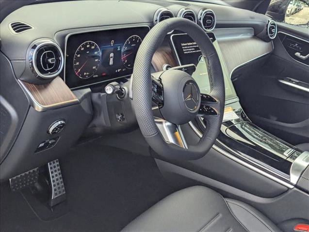 New 2026 Mercedes-Benz GLC 300 4MATIC image 3