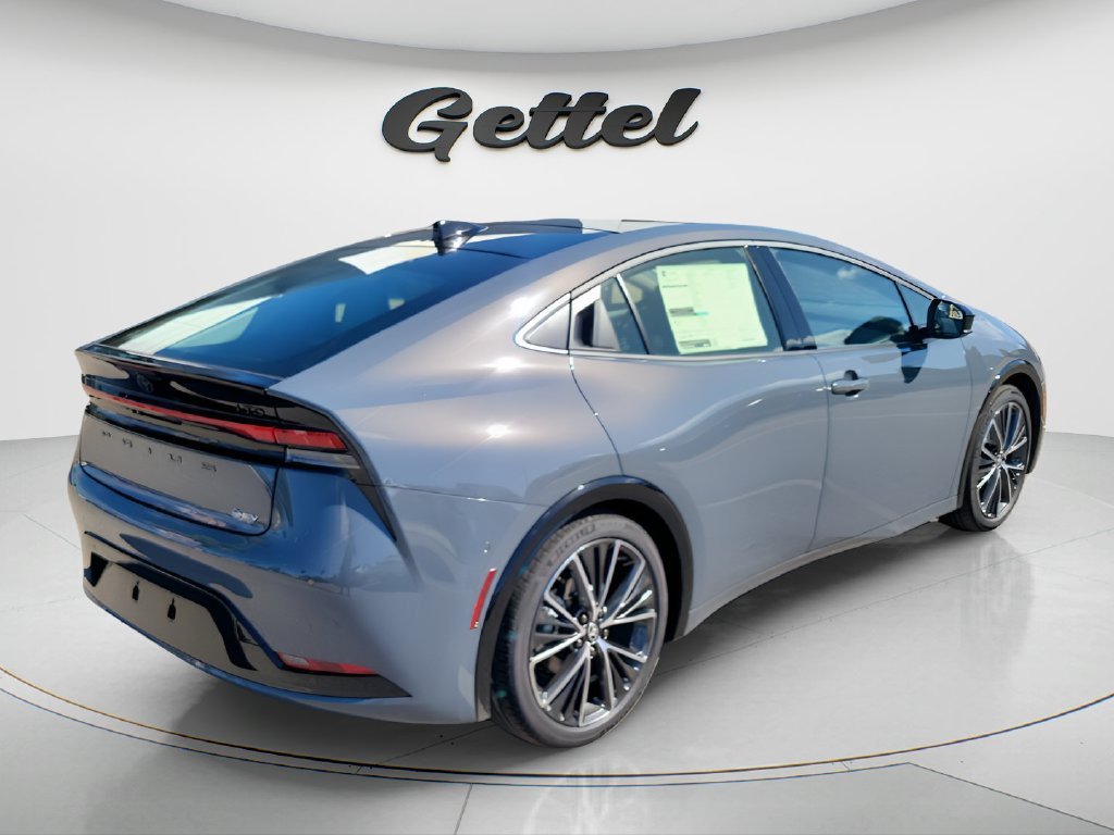 New 2027 Toyota Prius Limited w/ Limited Premium Package FWD image 5
