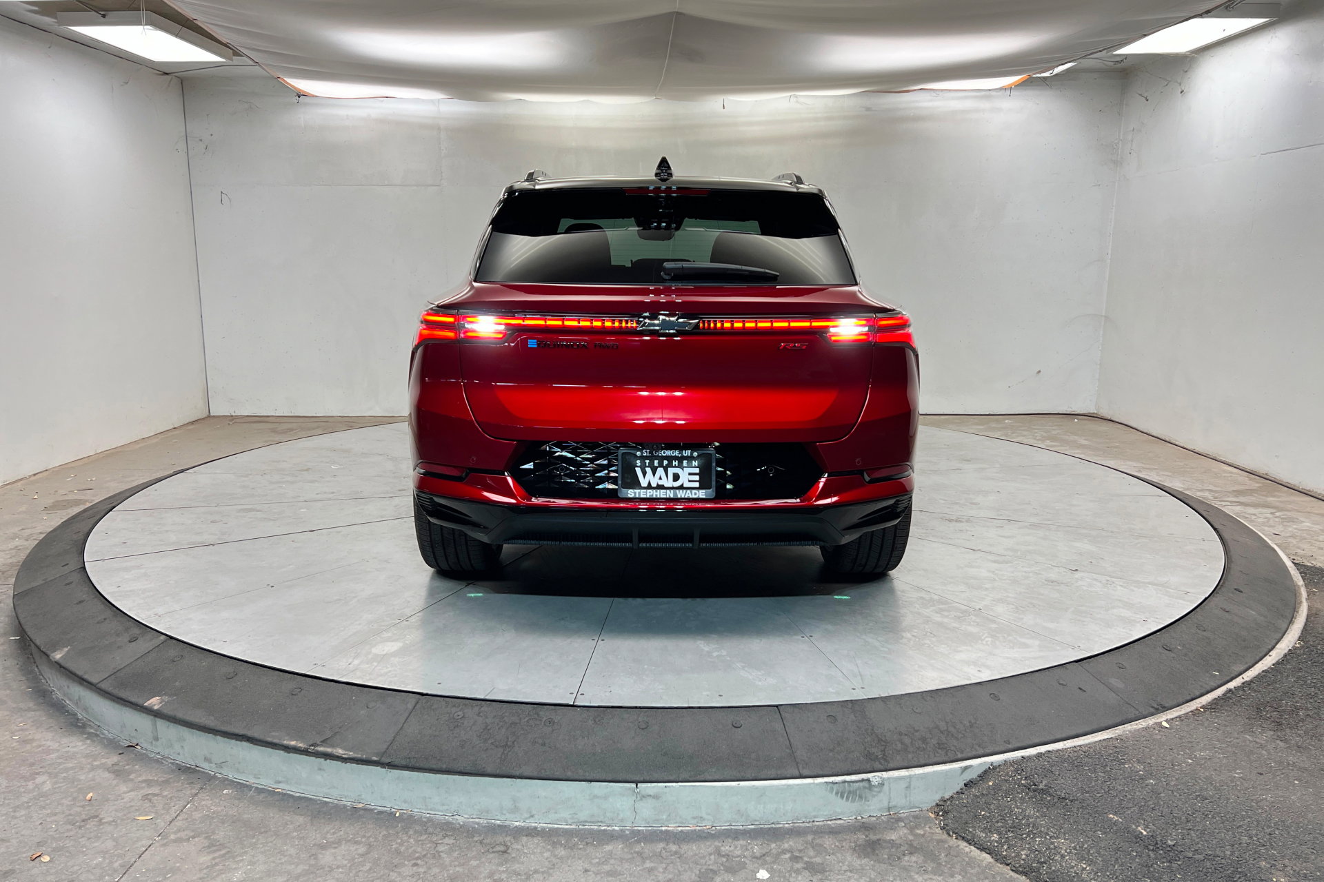 New 2026 Chevrolet Equinox EV RS w/ Convenience Package II AWD/4WD image 5