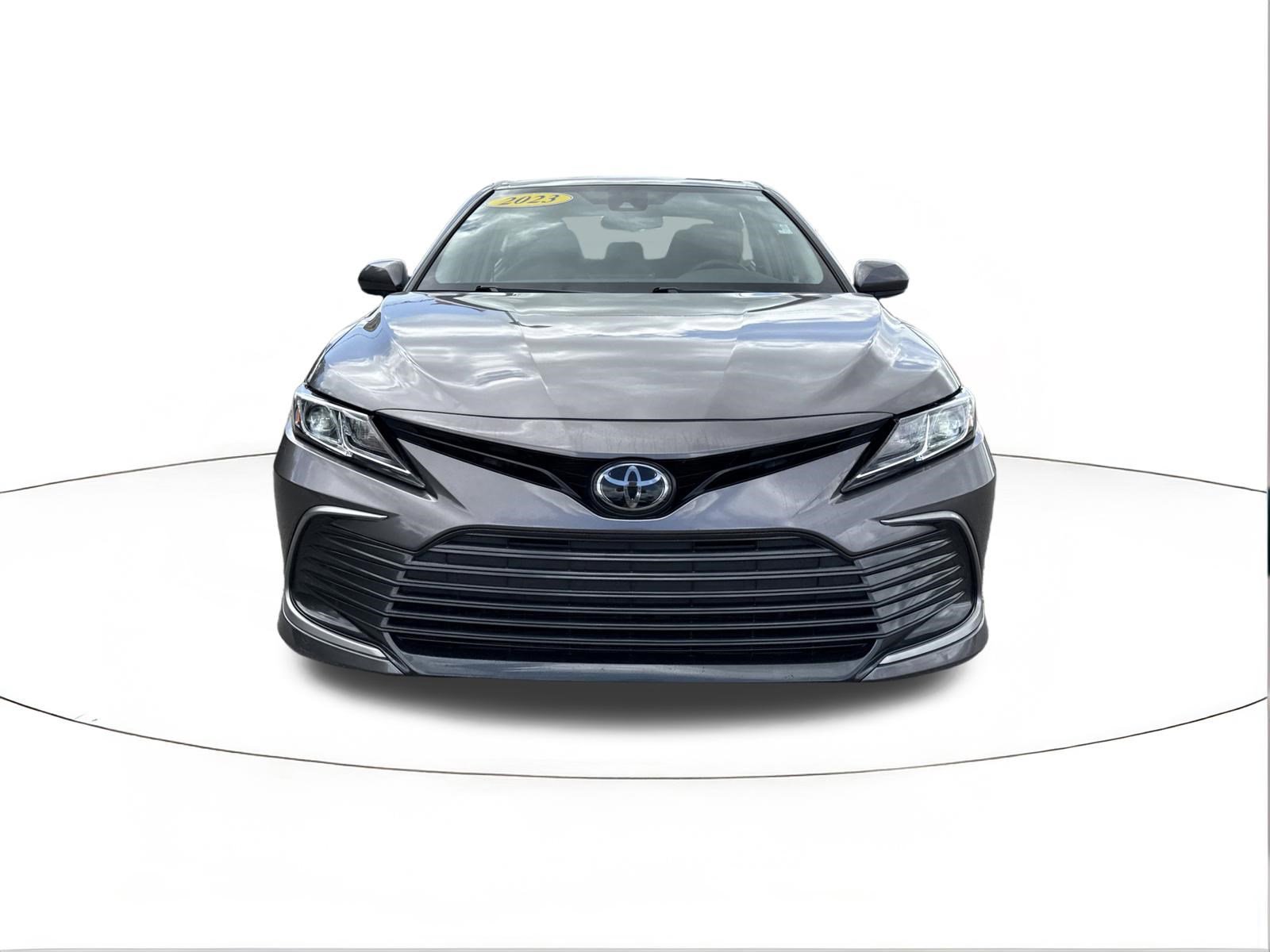 Used 2023 Toyota Camry LE FWD image 8