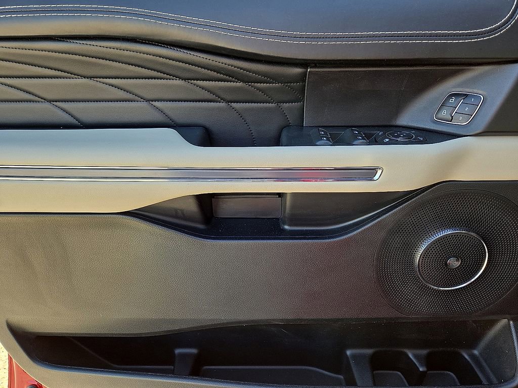 Used 2021 Ford Expedition Platinum image 23