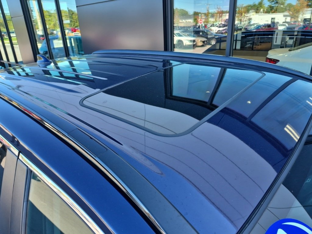 Used 2021 Toyota RAV4 XLE image 9