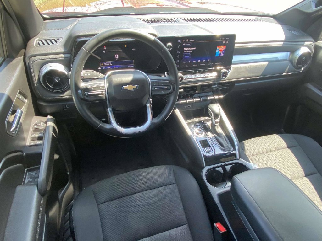 Used 2023 Chevrolet Colorado LT w/ LT Convenience Package AWD/4WD image 15