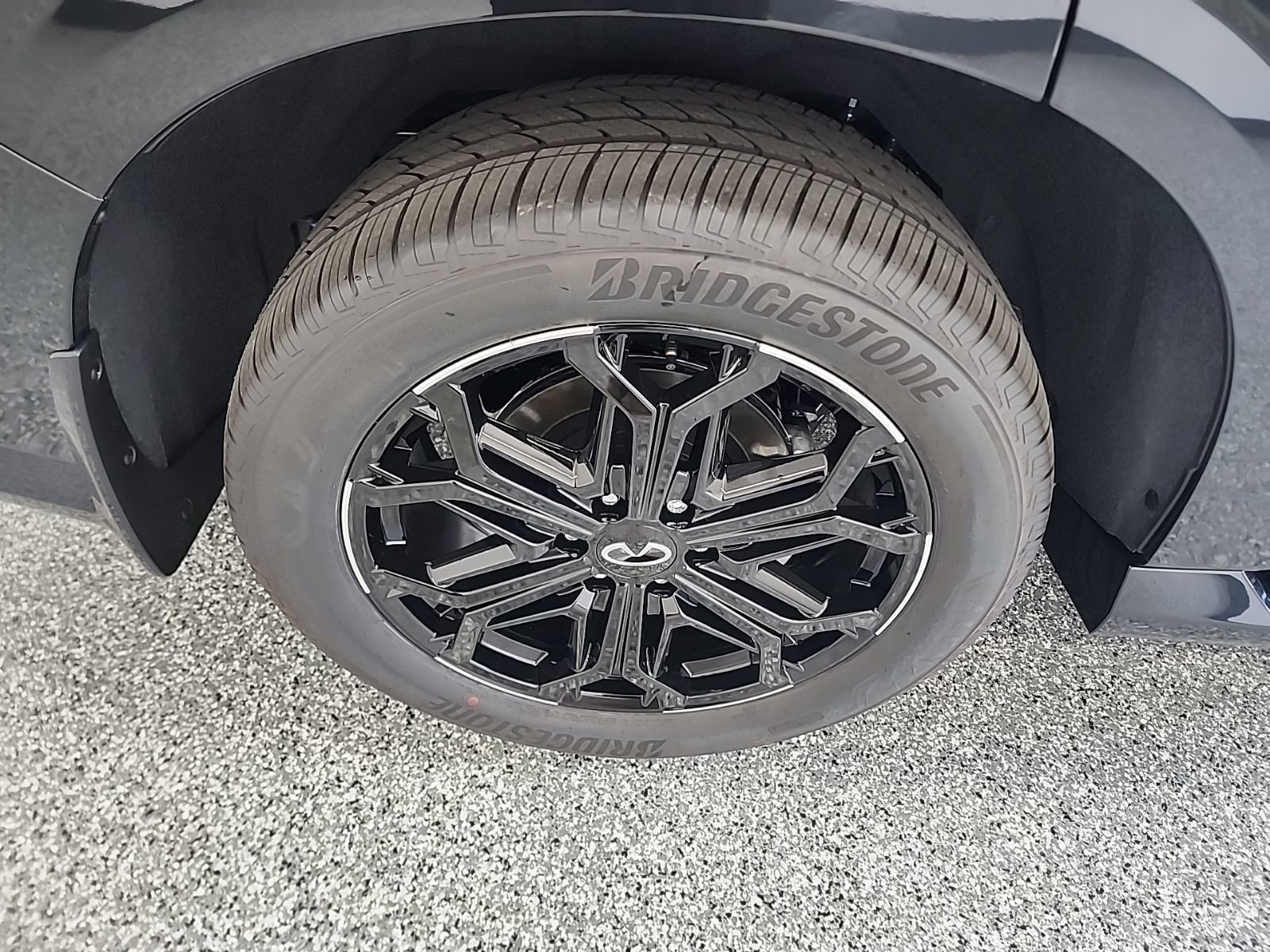 New 2026 INFINITI QX80 4WD image 17