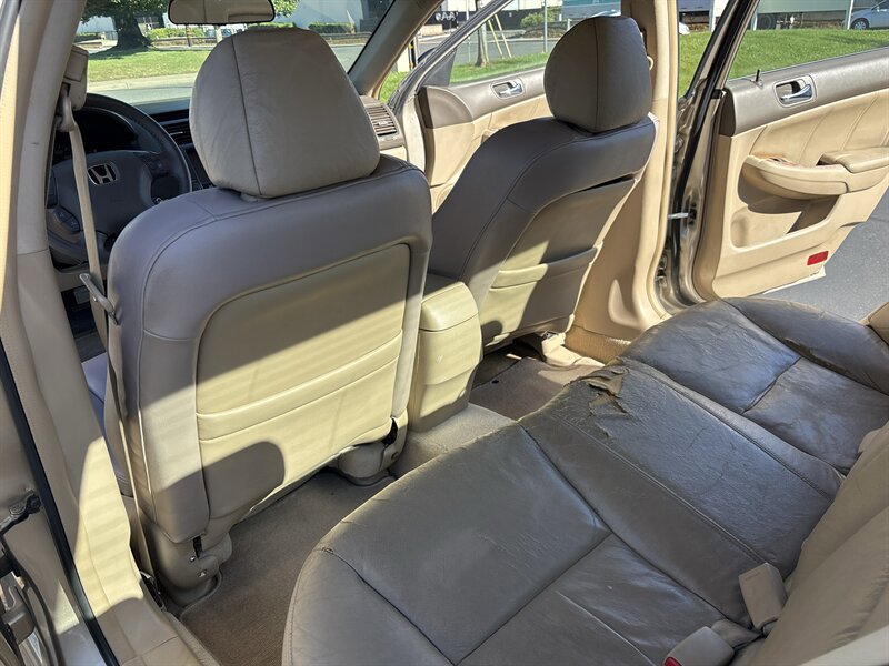 Used 2004 Honda Accord EX image 28