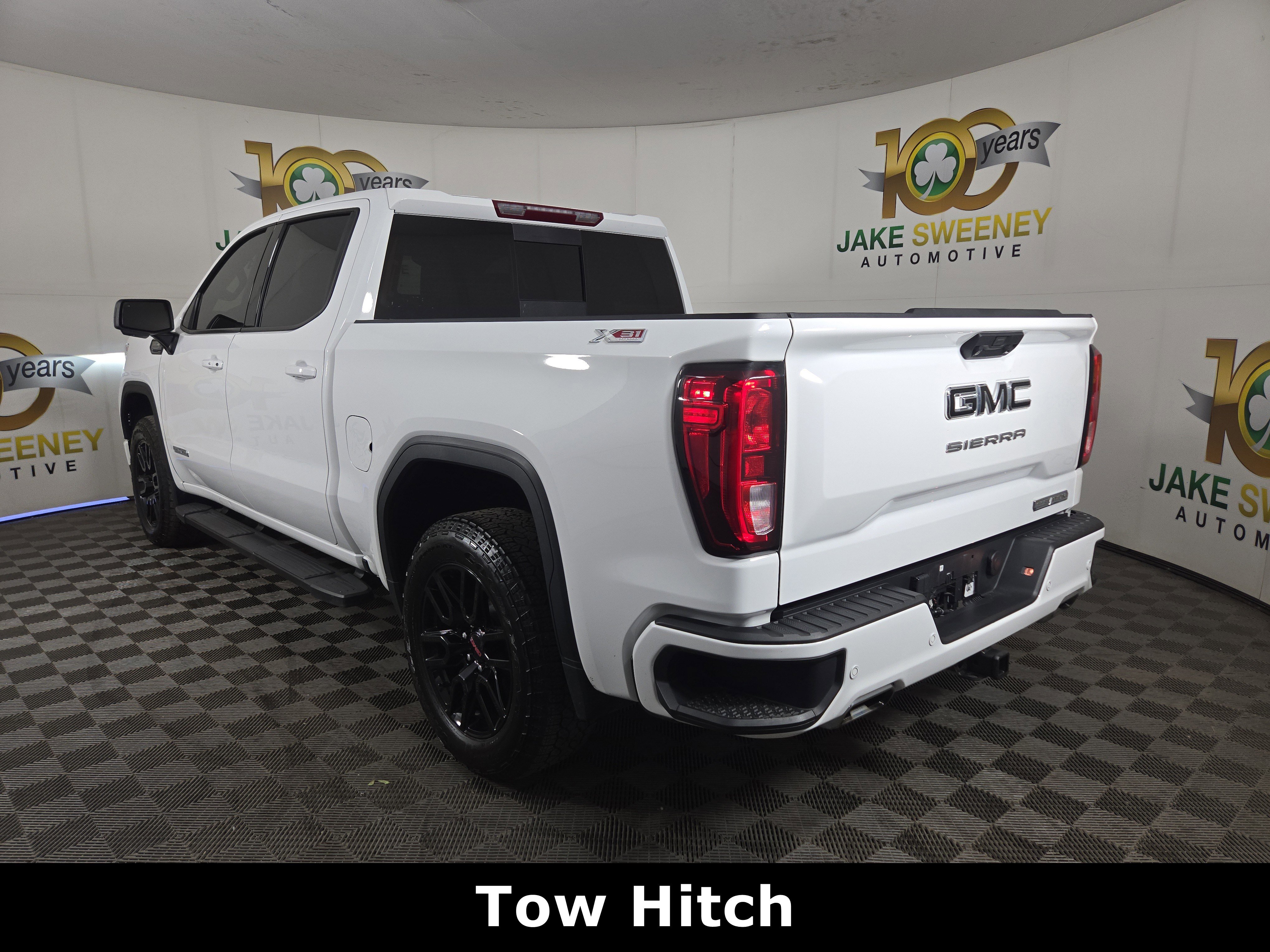 Certified 2023 GMC Sierra 1500 Elevation w/ Preferred Package AWD/4WD image 6