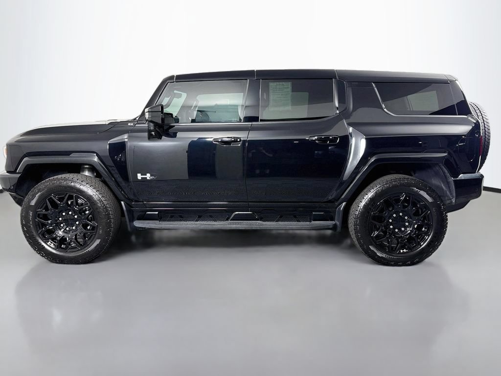 Certified 2025 GMC Hummer EV 2X w/ LPO, Cargo Utility Package AWD/4WD image 4
