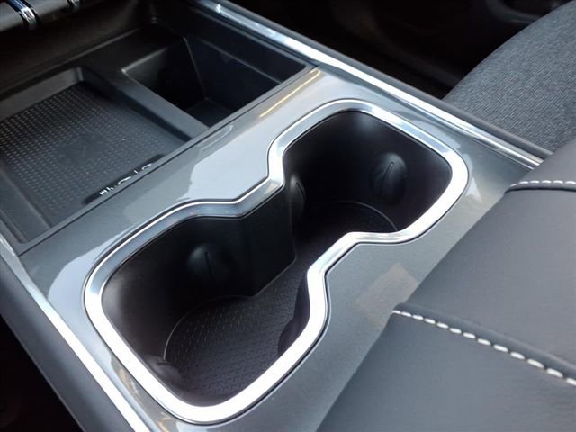 New 2026 GMC Acadia Elevation image 30