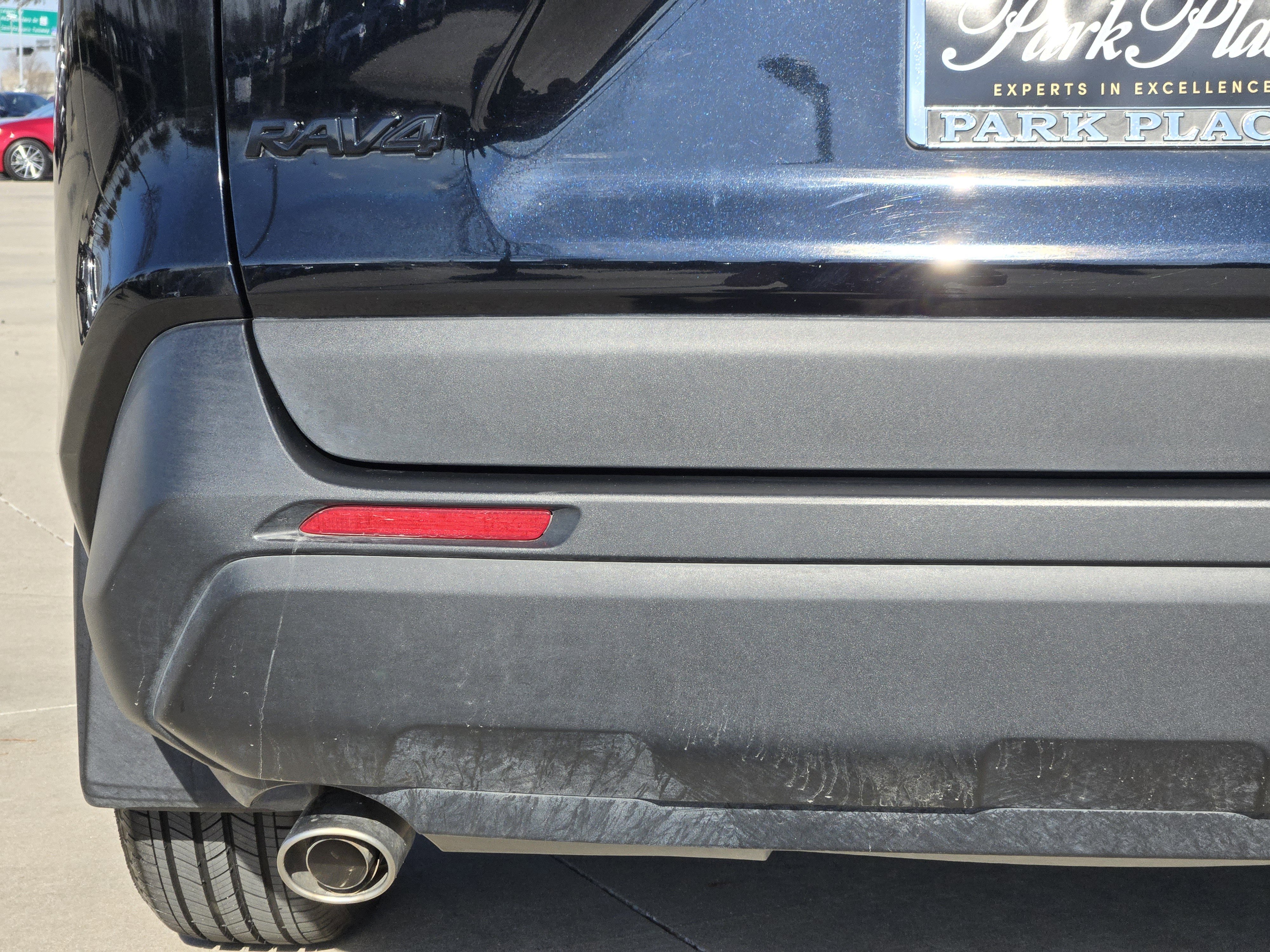 Used 2024 Toyota RAV4 XLE w/ Convenience Package image 14