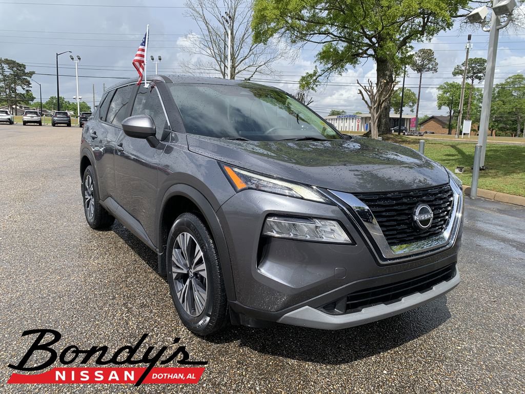 Used 2023 Nissan Rogue SV image 1