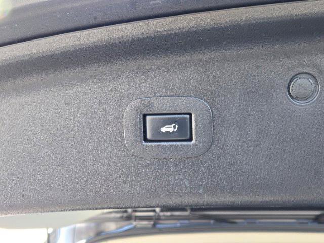 Used 2019 Nissan Armada SL image 10