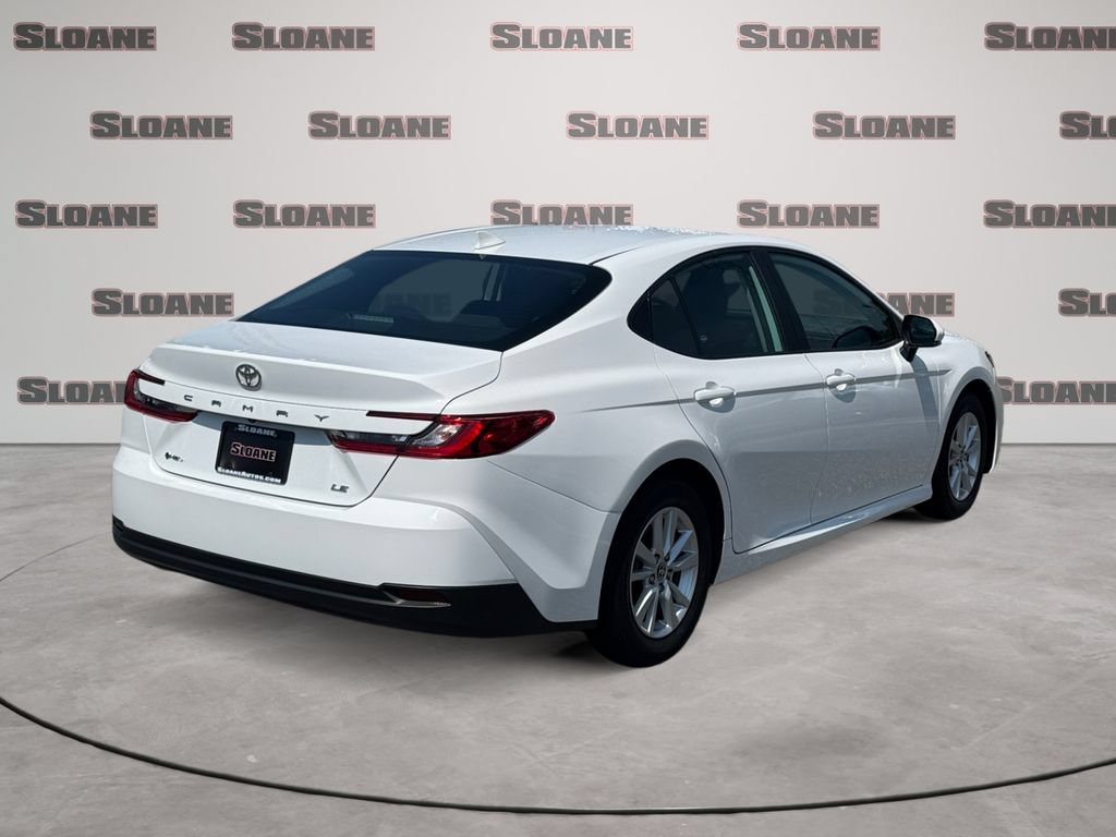 Used 2025 Toyota Camry LE FWD image 5