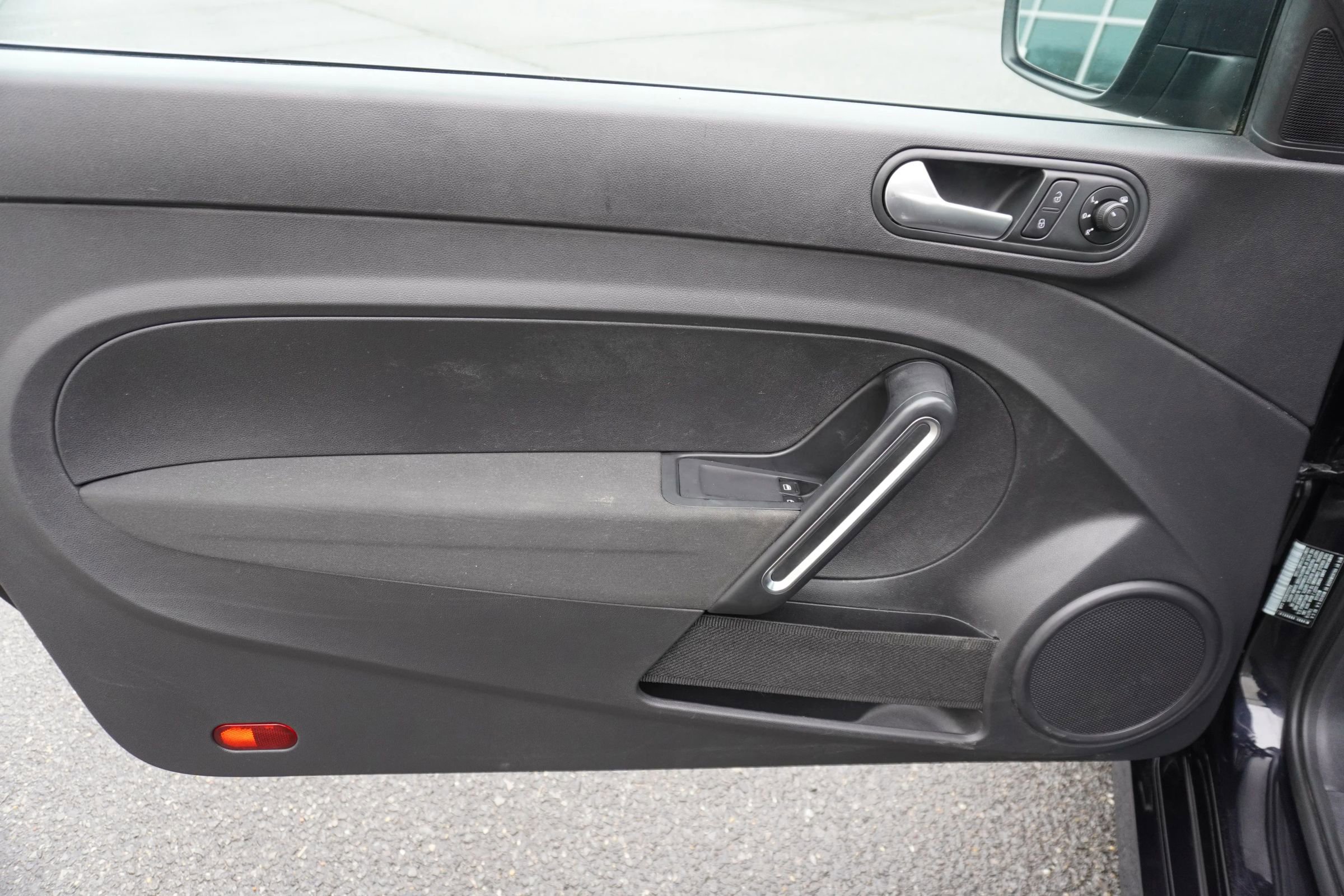 Used 2016 Volkswagen Beetle 1.8T image 20