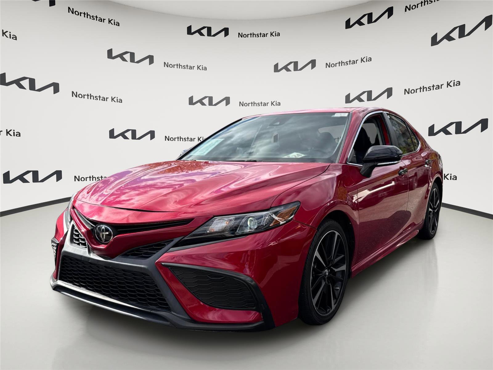 Used 2022 Toyota Camry SE w/ Audio Upgrade Package
