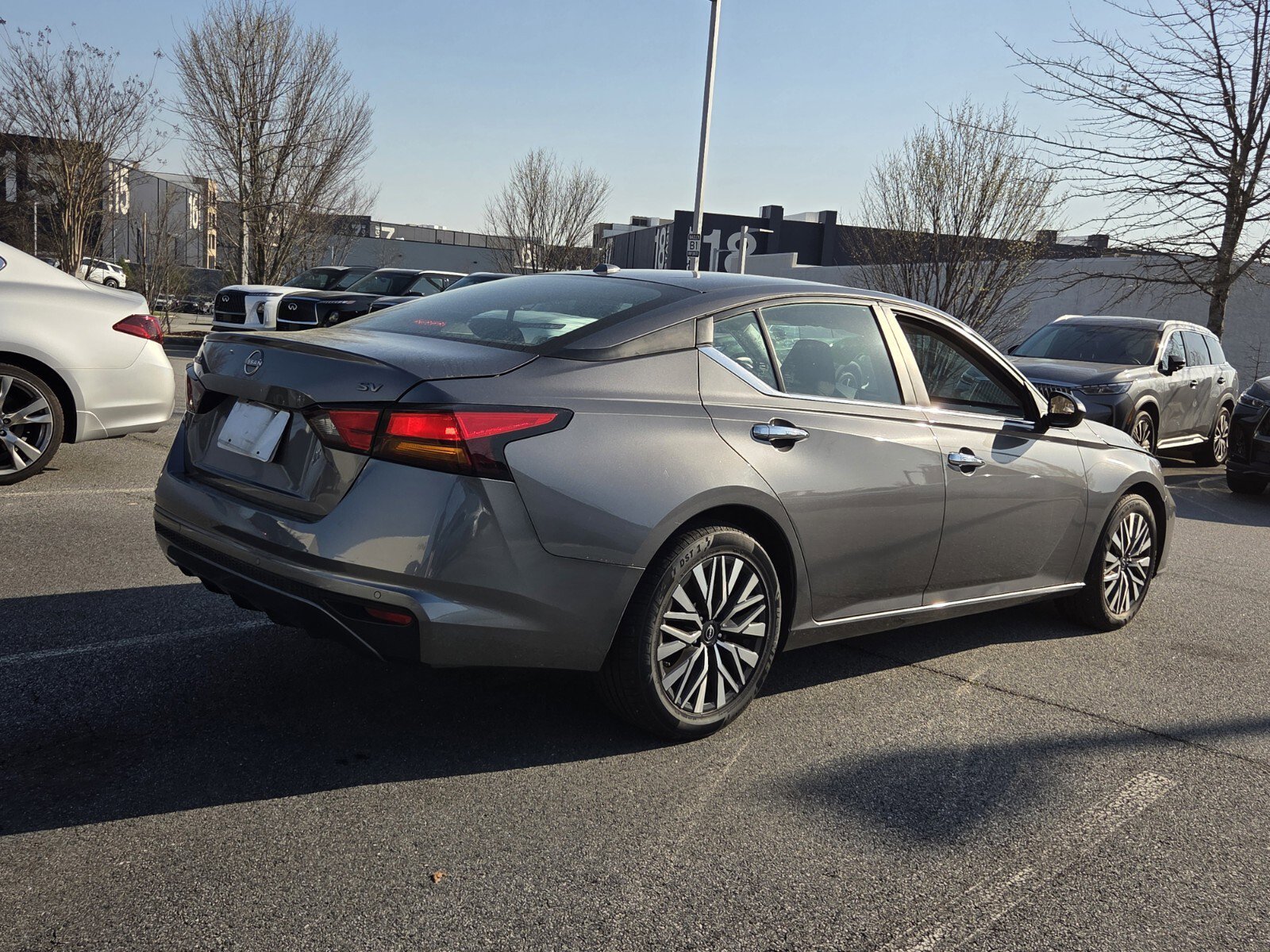 Used 2024 Nissan Altima 2.5 SV image 6