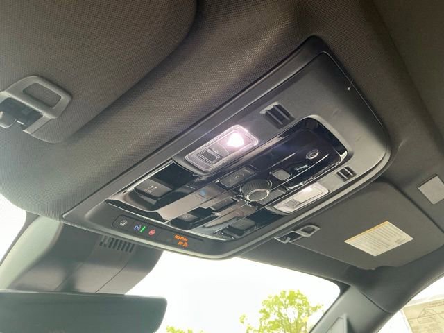 New 2026 Chevrolet Suburban High Country AWD/4WD image 29