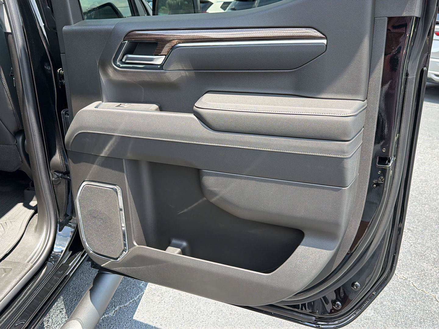 New 2026 Chevrolet Silverado 1500 LT Trail Boss w/ LT Trail Boss Premium Package AWD/4WD image 15