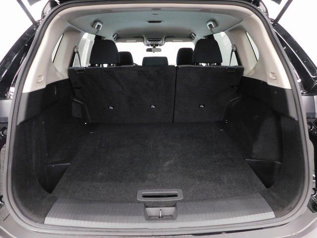 Certified 2023 Nissan Rogue SV image 18