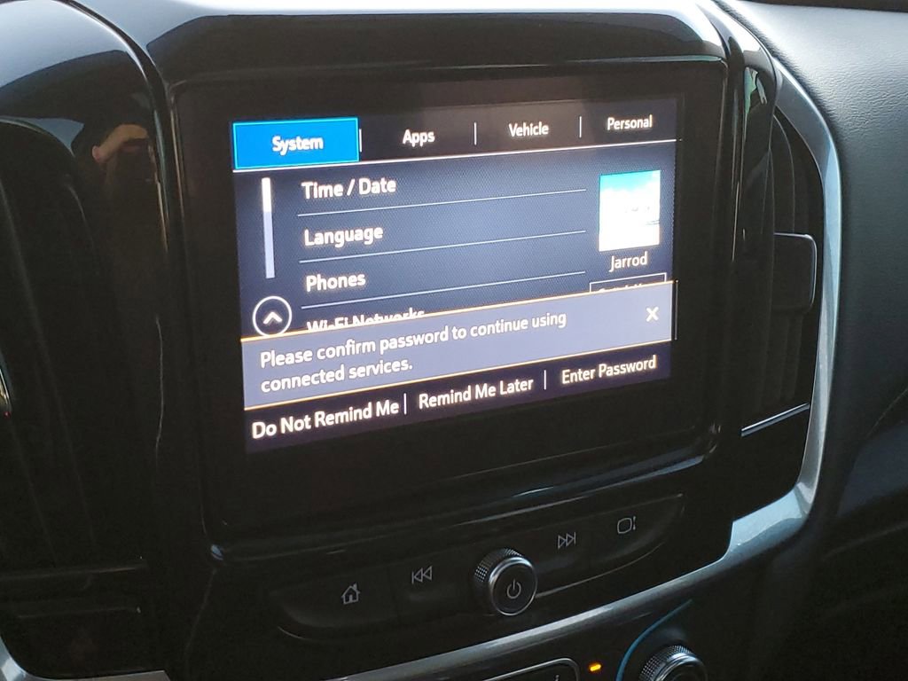 Used 2020 Chevrolet Traverse LT image 15