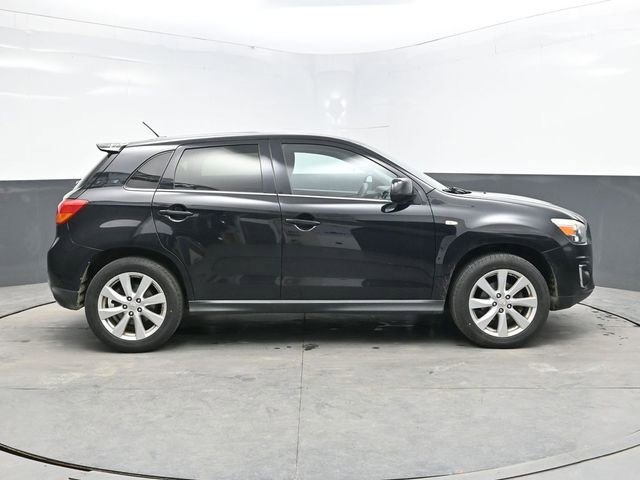 Used 2014 Mitsubishi Outlander Sport SE AWD/4WD image 8