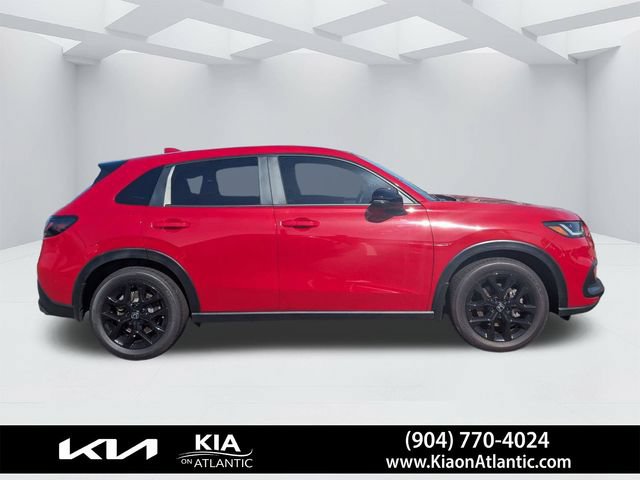 Used 2025 Honda HR-V Sport image 2