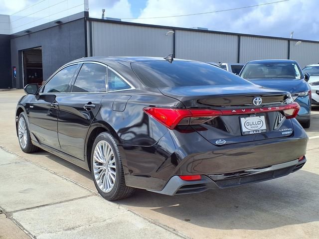Used 2019 Toyota Avalon Limited image 7