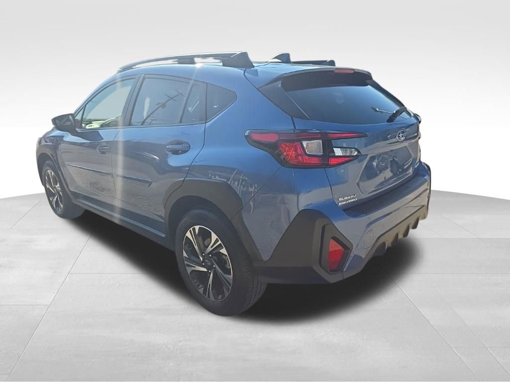 Used 2024 Subaru Crosstrek 2.0i Premium image 8