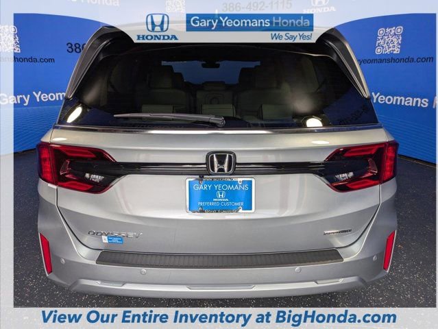 New 2026 Honda Odyssey Touring image 7