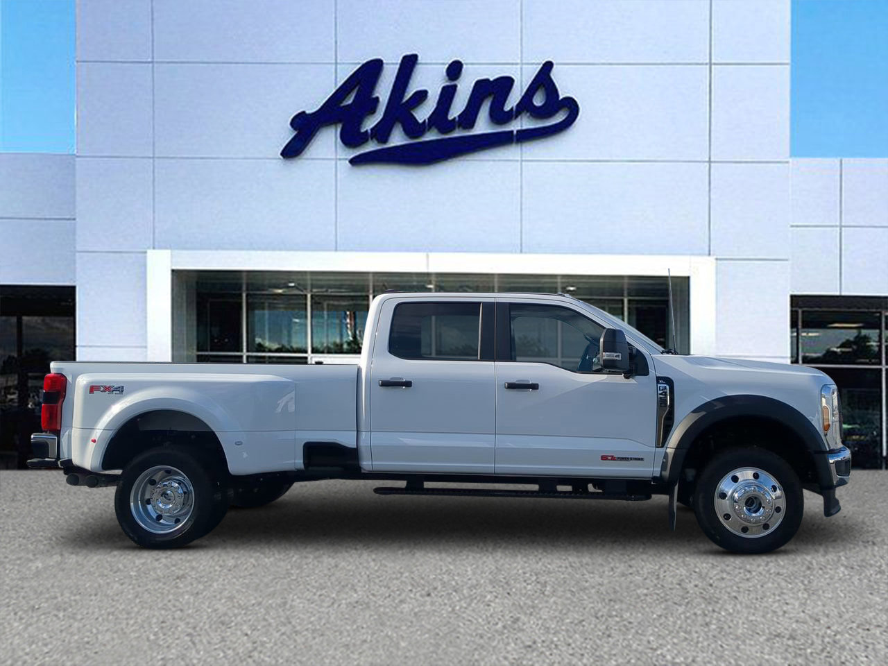 Used 2025 Ford F450 XL w/ 360-Degree Camera Package image 1