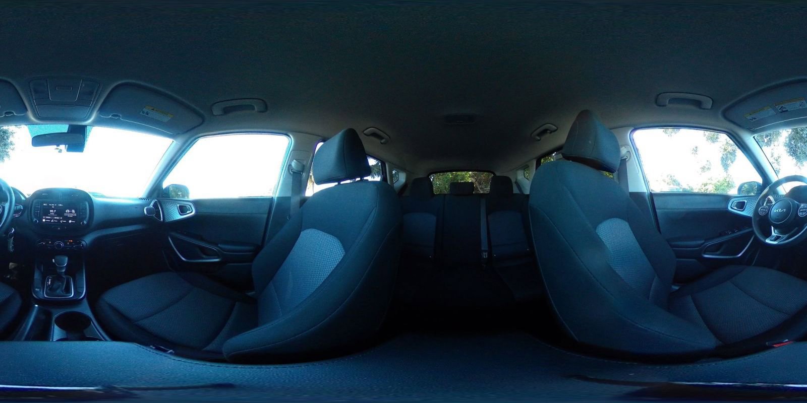 Used 2025 Kia Soul LX w/ LX Technology Package image 41