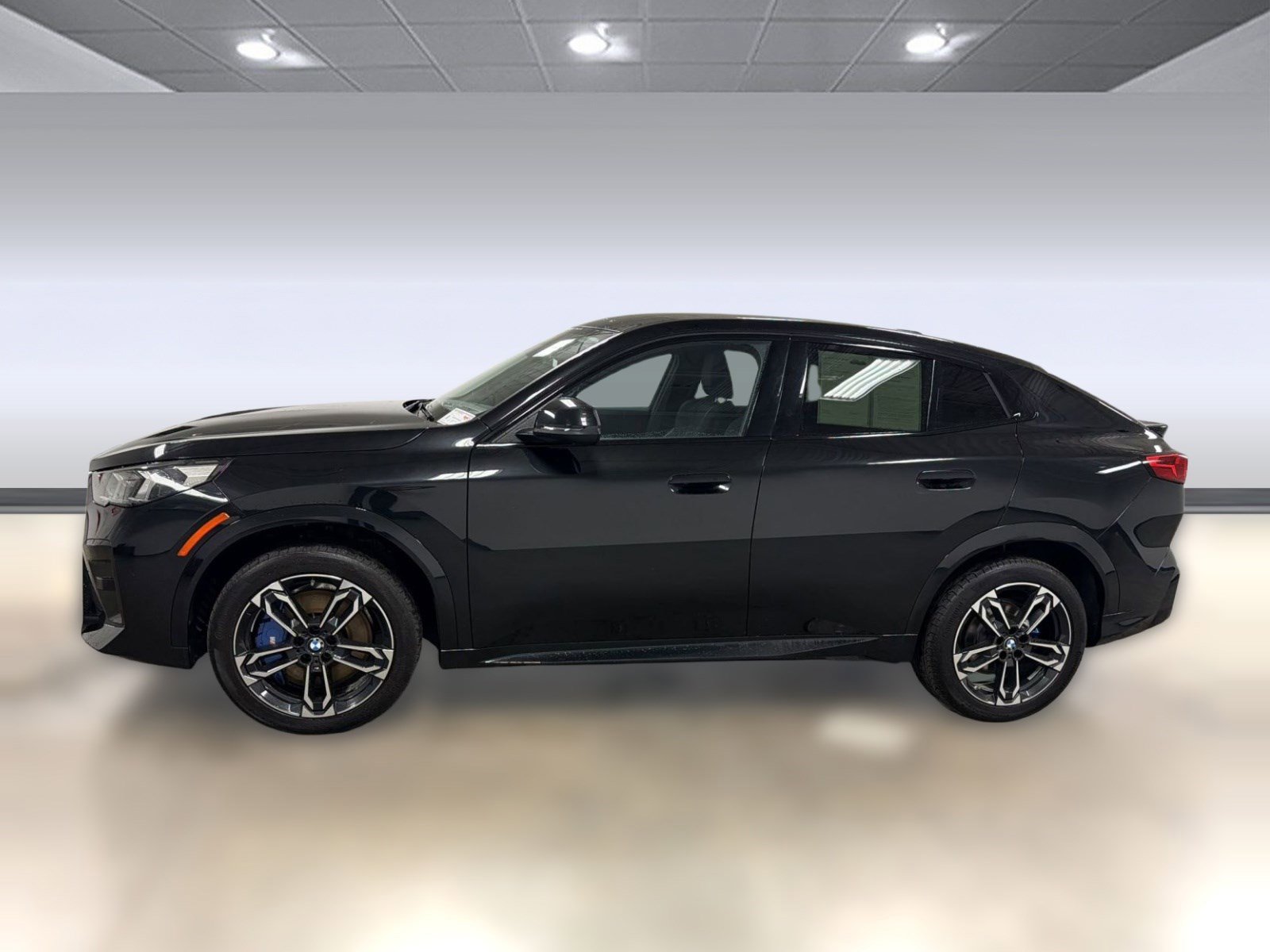 Certified 2025 BMW X2 xDrive28i image 2