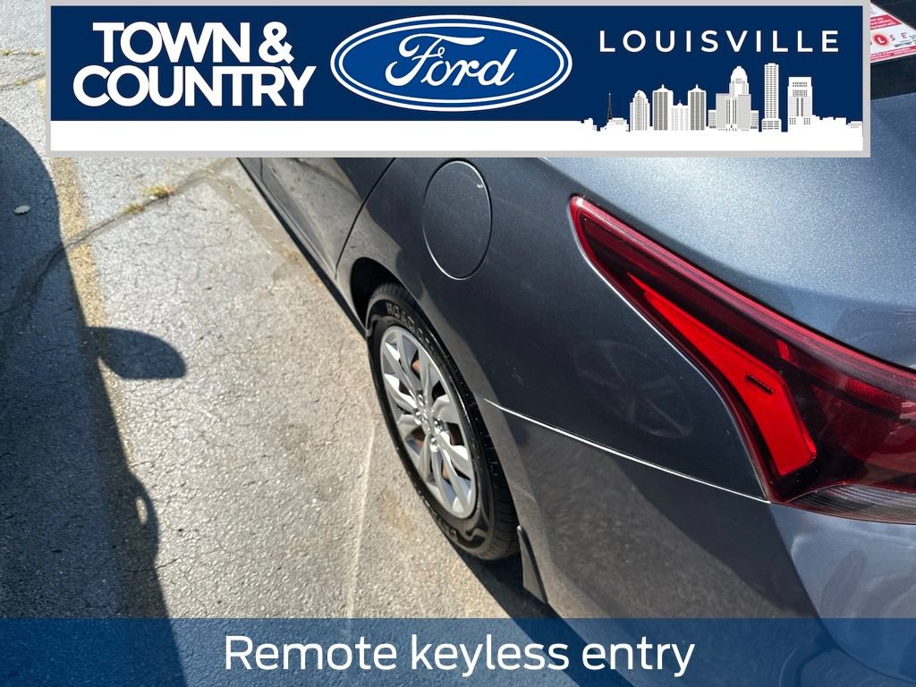 Used 2019 Hyundai Accent SE FWD image 6