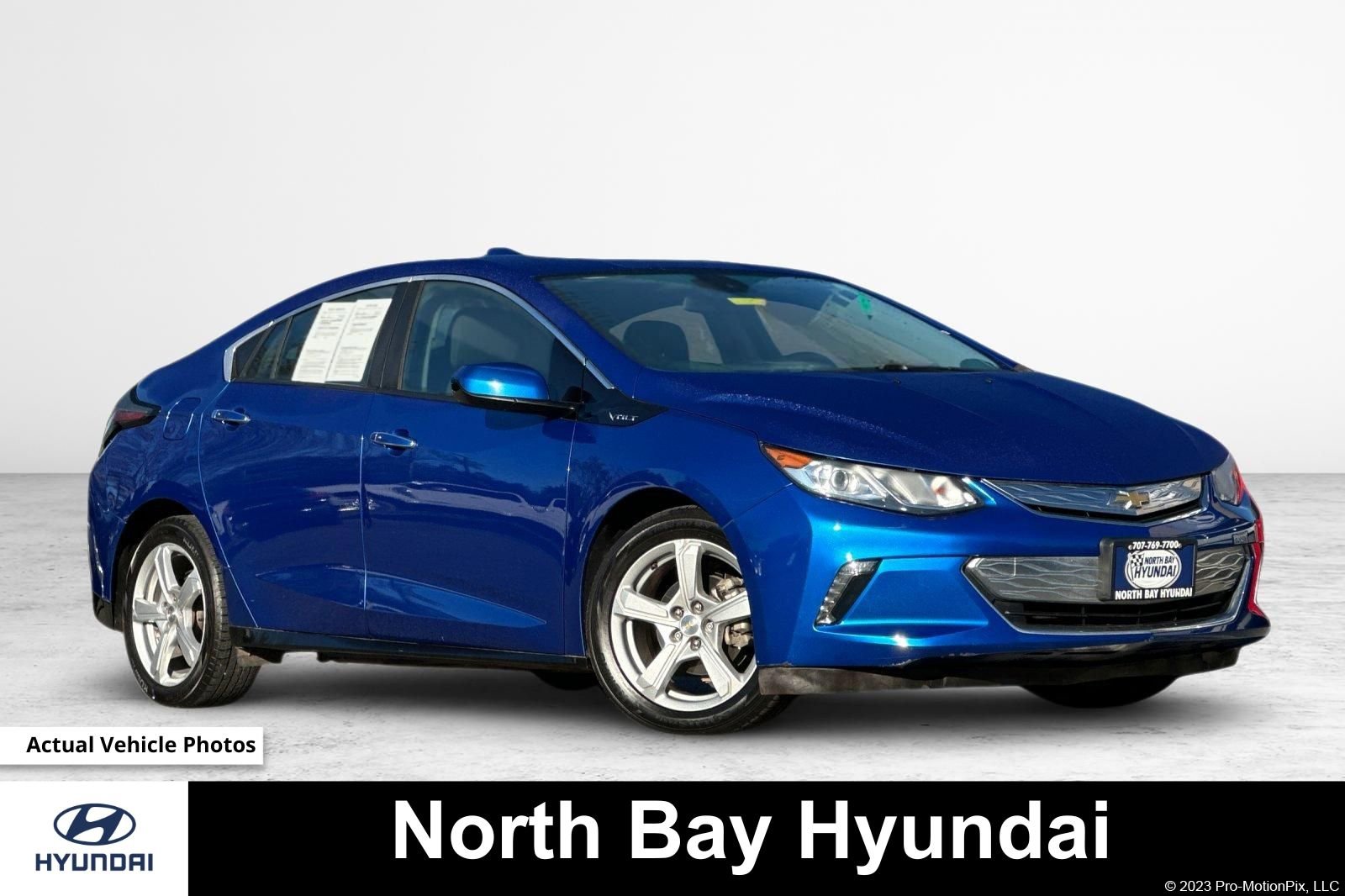 Used 2018 Chevrolet Volt LT w/ Comfort Package image 1