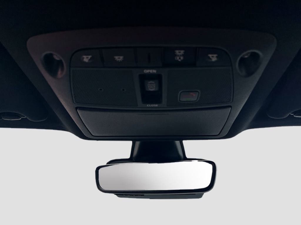 Used 2023 Nissan Maxima SR w/ Sport Mat Group image 21