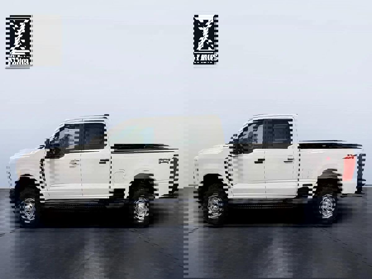 Used 2024 Ford F350 XL image 3