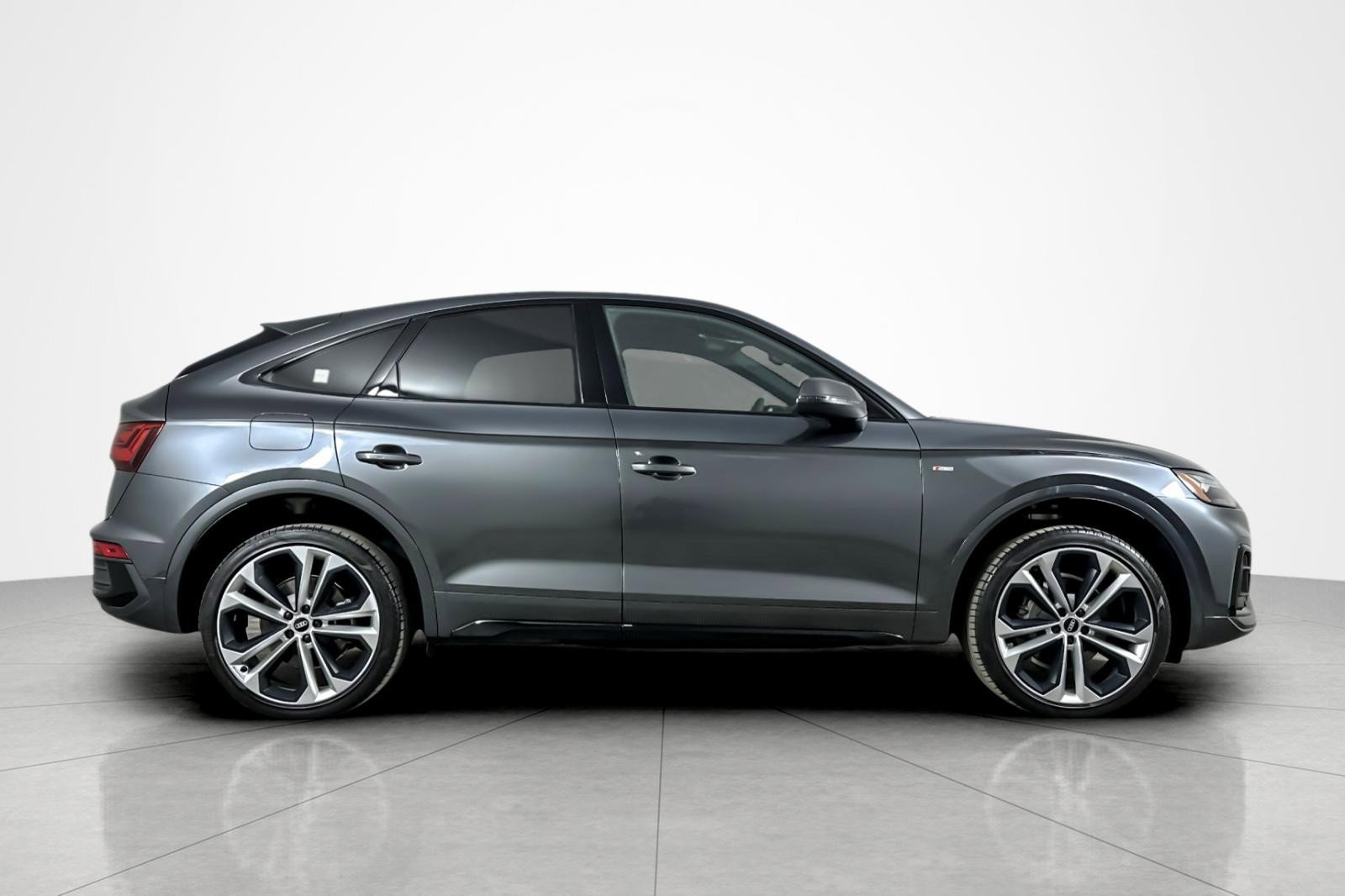 Used 2023 Audi Q5 2.0T Premium Plus w/ Premium Plus Package image 6