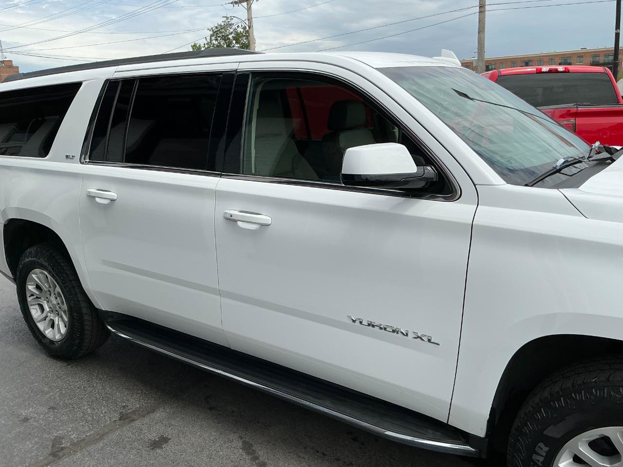 Used 2019 GMC Yukon XL SLT AWD/4WD image 30