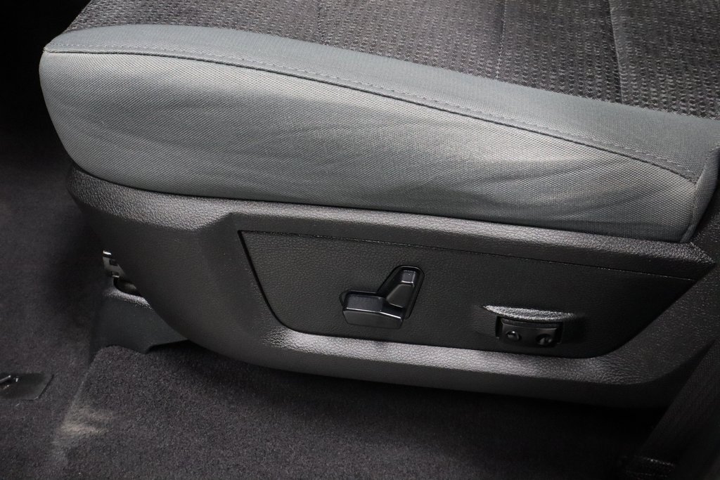 Used 2018 RAM 1500 Big Horn image 23