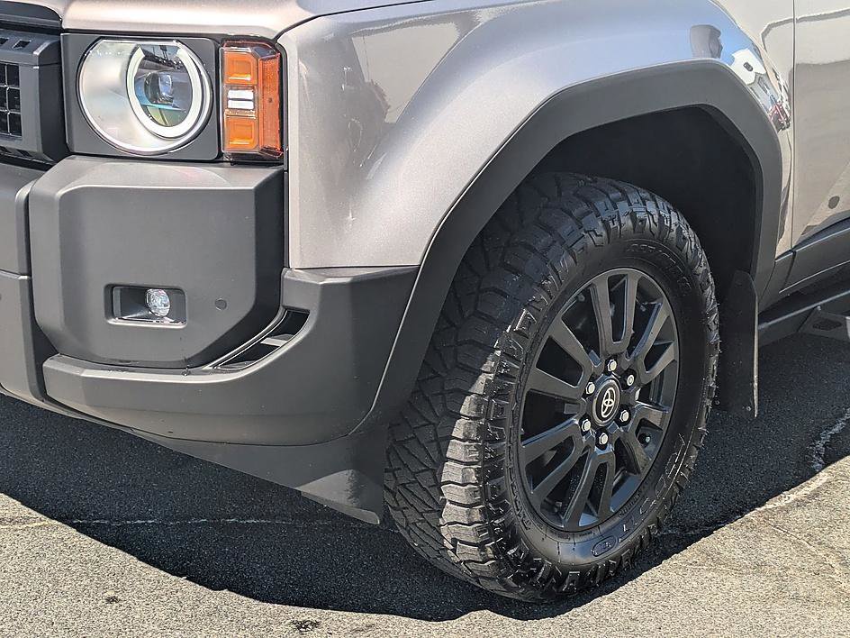 Used 2025 Toyota Land Cruiser 1958 AWD/4WD image 9