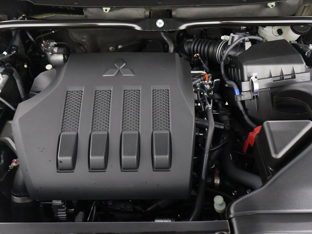 New 2025 Mitsubishi Eclipse Cross LE image 16