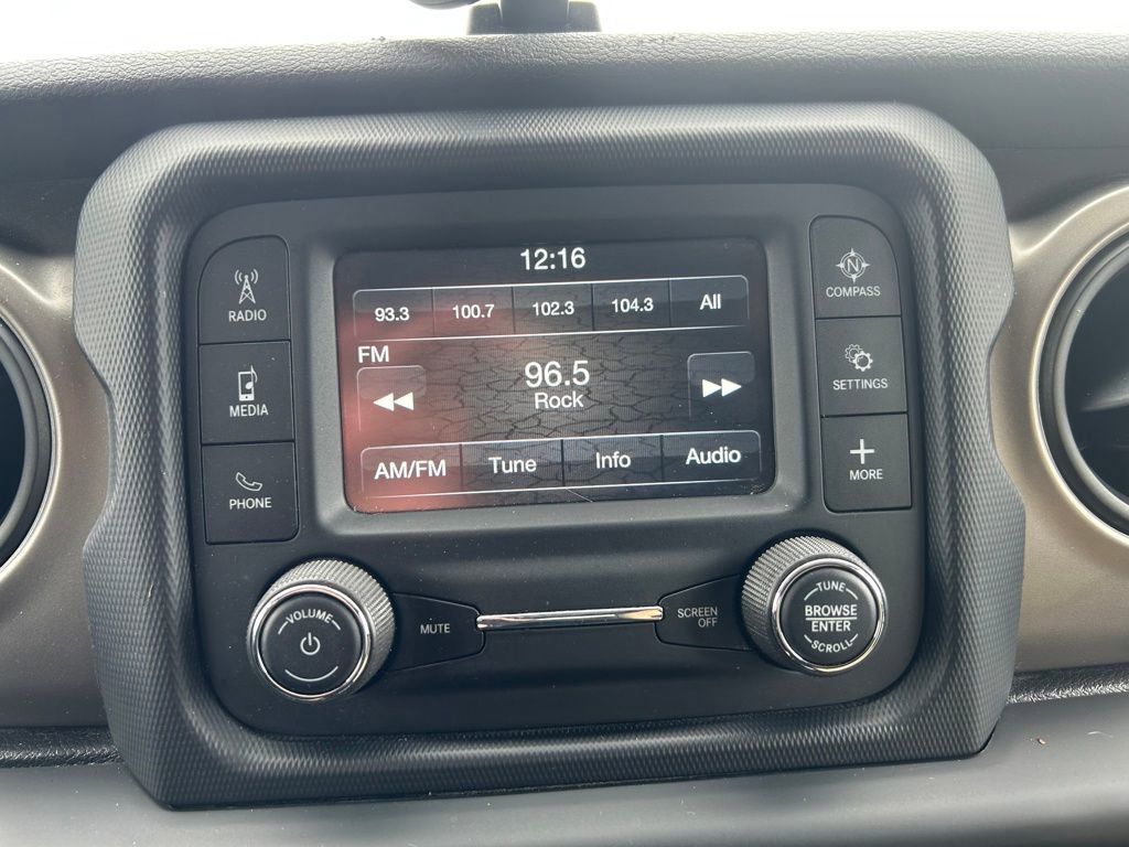 Used 2018 Jeep Wrangler Unlimited Sport image 13