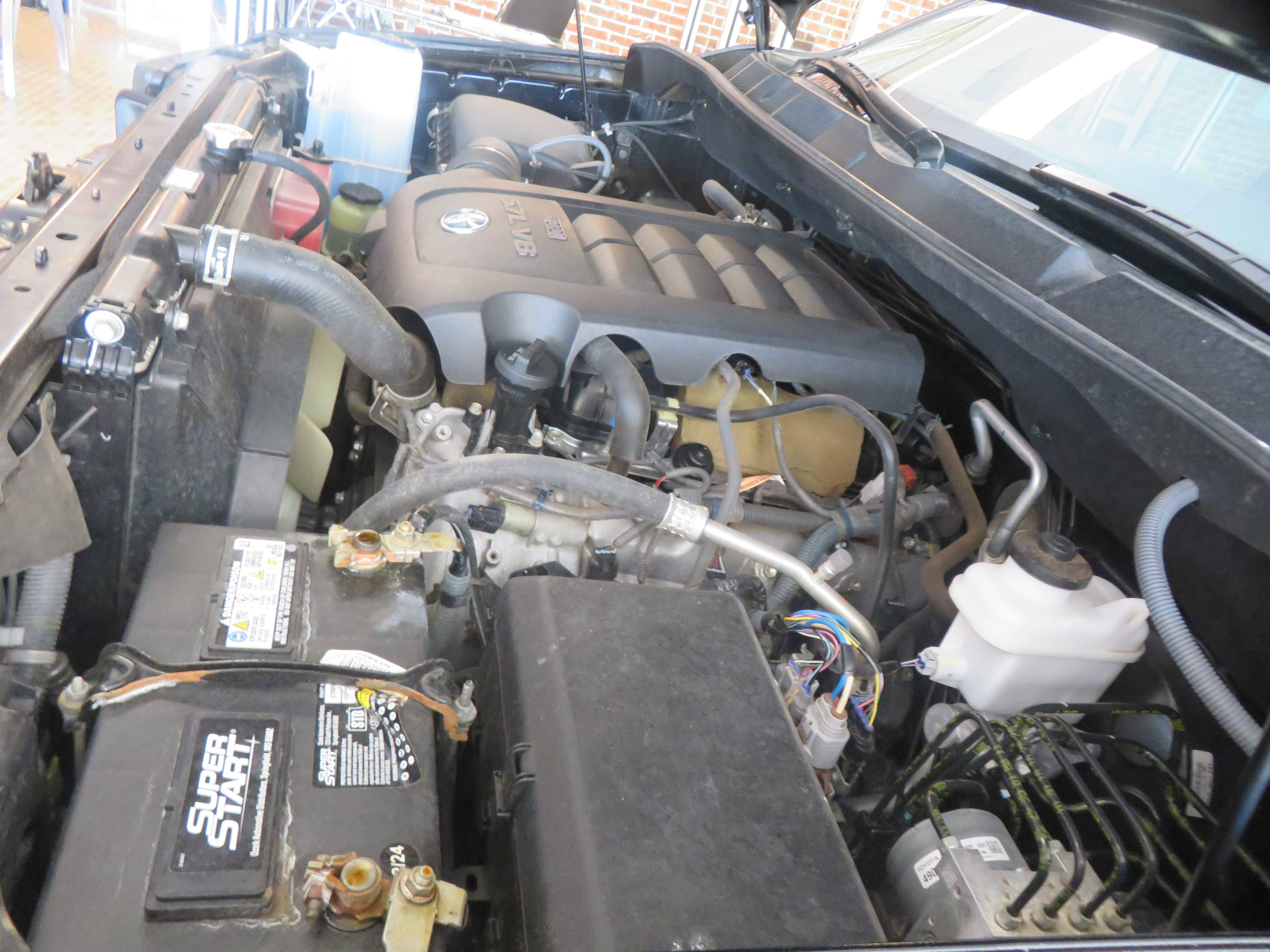 Used 2019 Toyota Sequoia SR5 AWD/4WD image 58