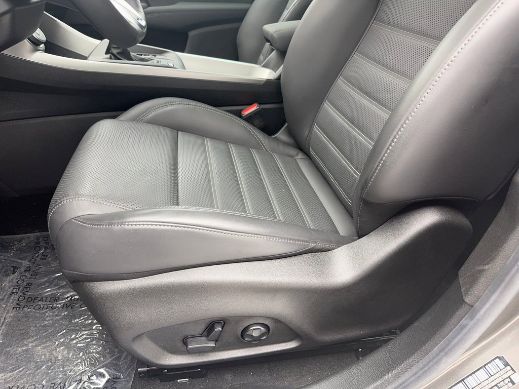 New 2024 Alfa Romeo Tonale Veloce image 33