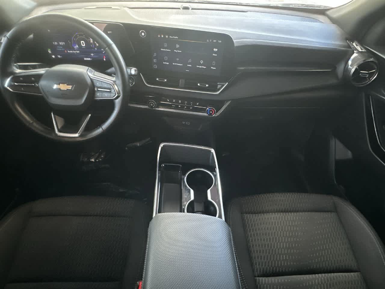 Used 2025 Chevrolet Equinox LT FWD image 24