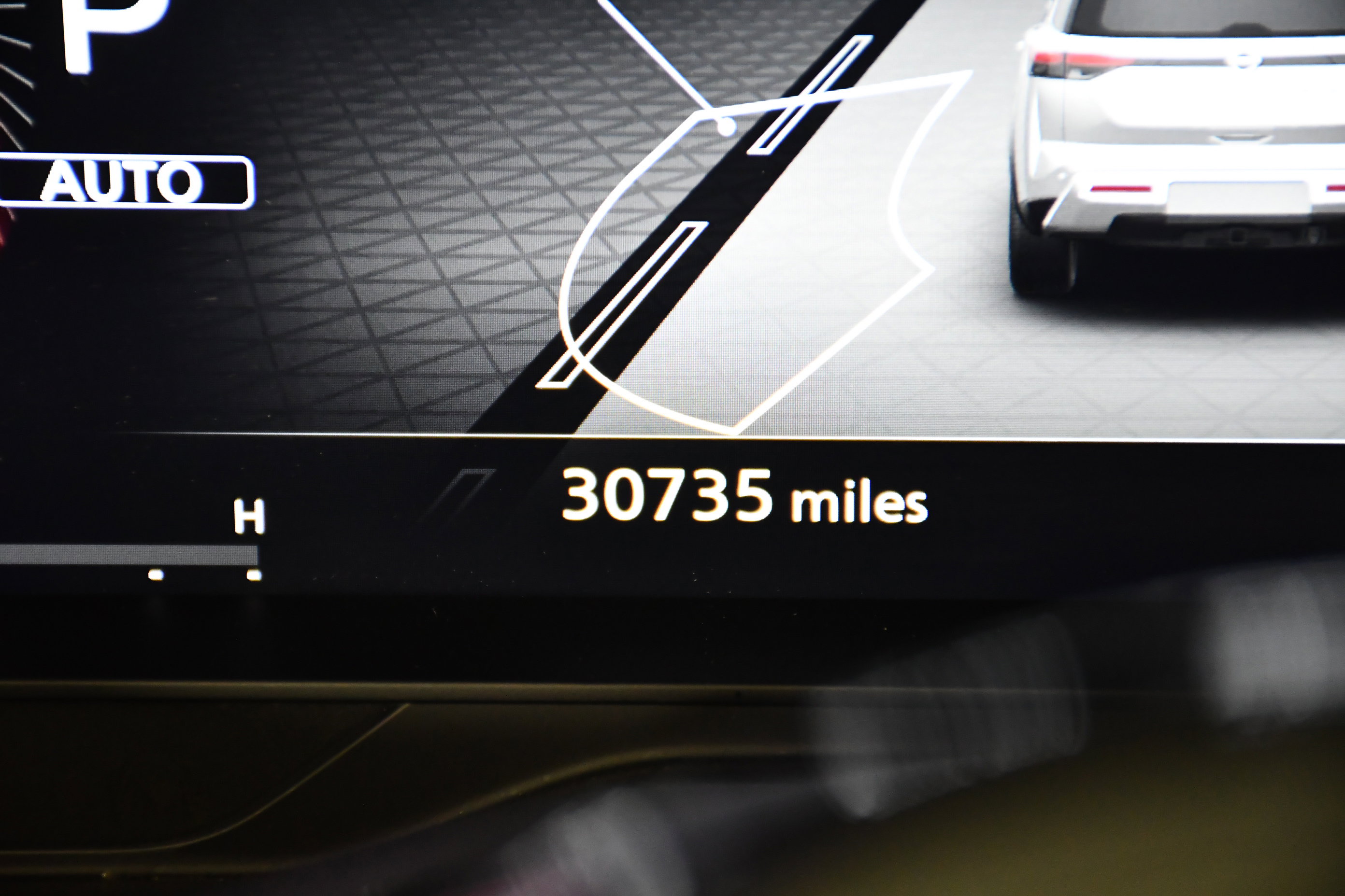 Used 2023 Nissan Pathfinder Platinum image 18