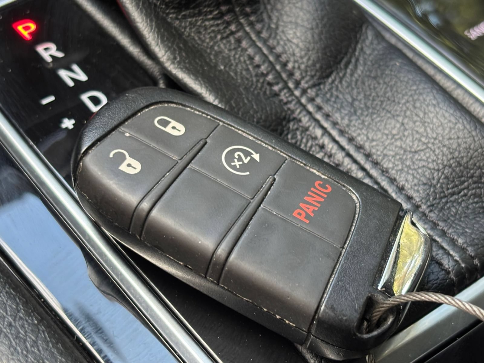 Used 2025 Jeep Compass Latitude AWD/4WD image 23