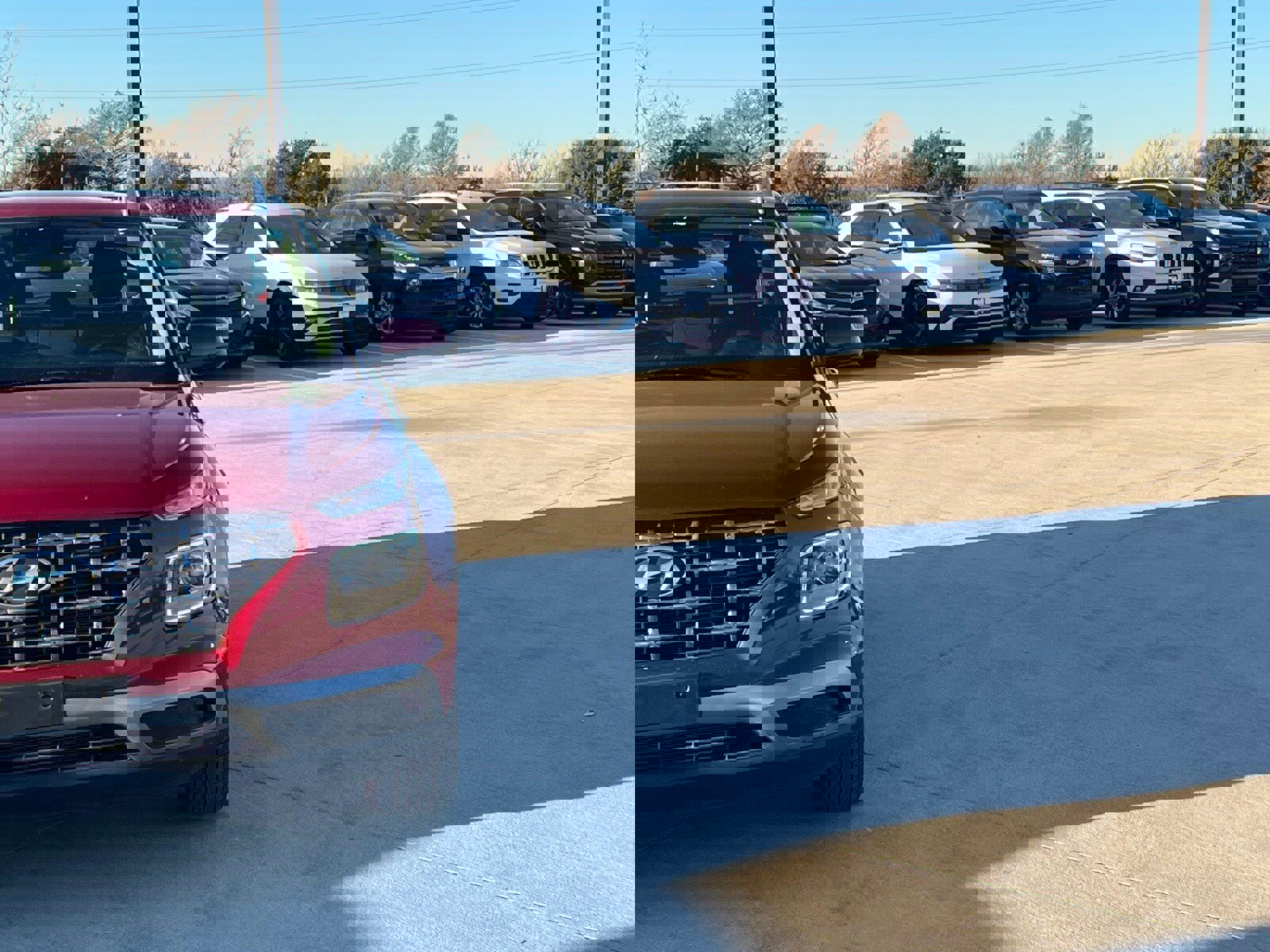 Certified 2025 Hyundai Venue SEL image 3