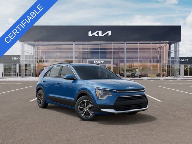Certified 2025 Kia Niro EX